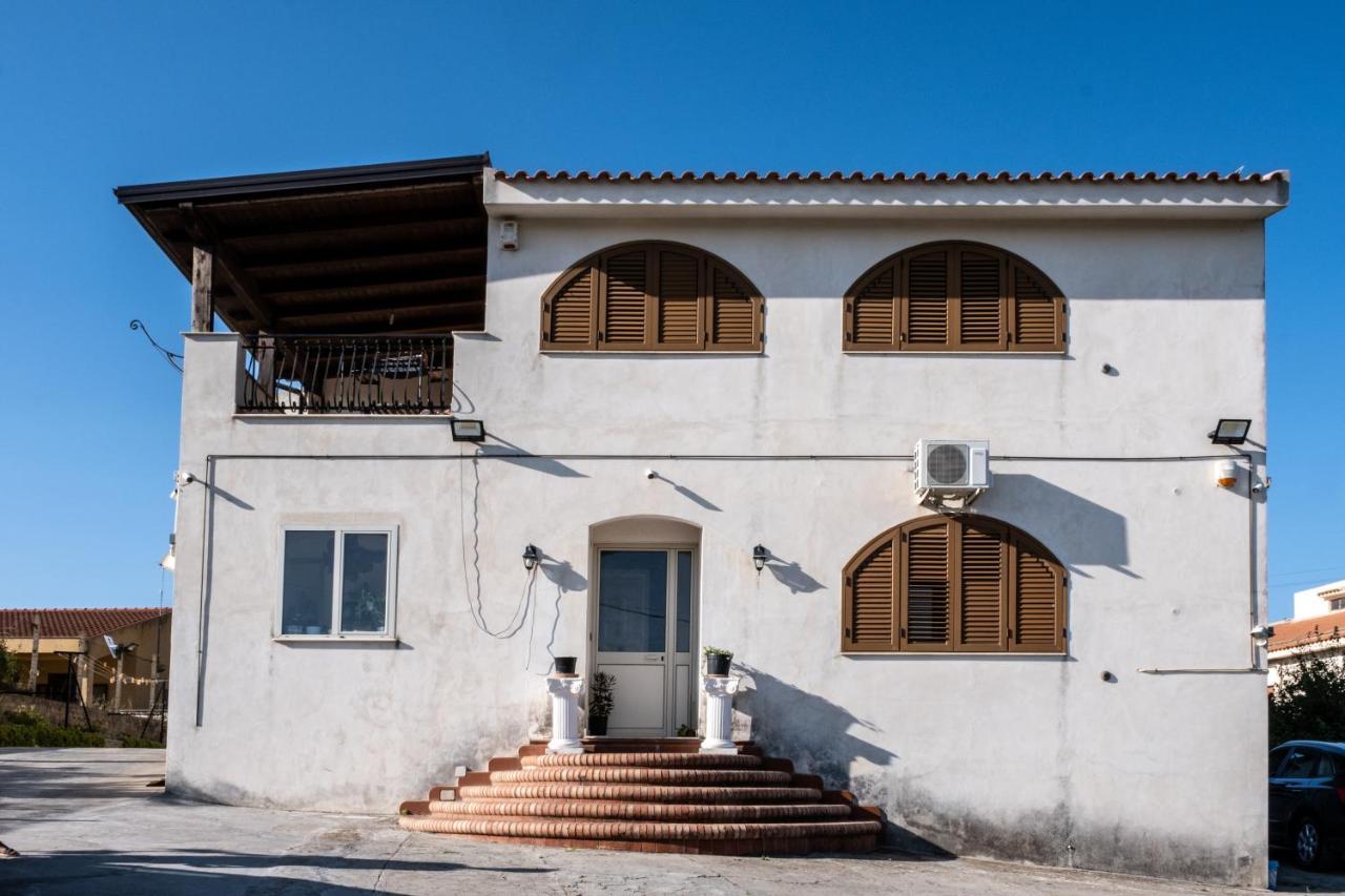 Un Posto Al Sole - Caltanissetta Apartment Exterior foto